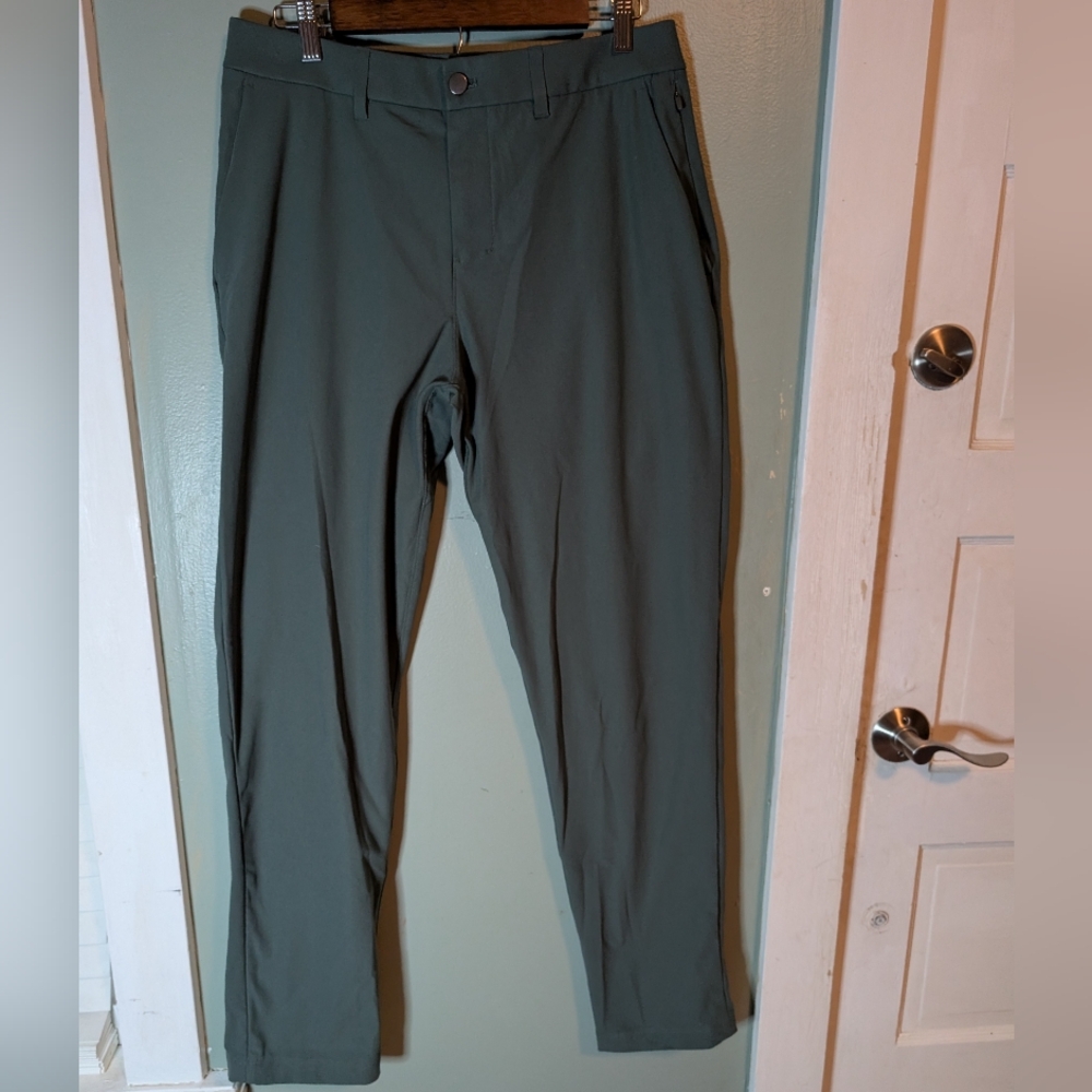 Lululemon ABC Classic-Fit Men's Pants, Men's Size 33, Olive Green